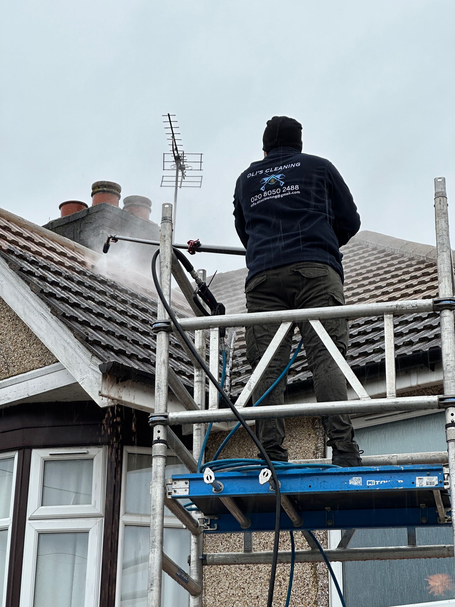 Oli`s Cleaning | Specialist Exterior Cleaning London 